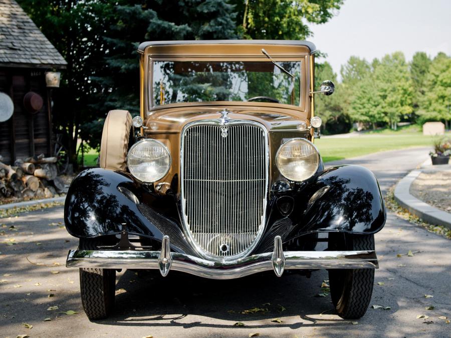  Ford V8 DeLuxe Station Wagon 1933 года  (фото 42 из 47)